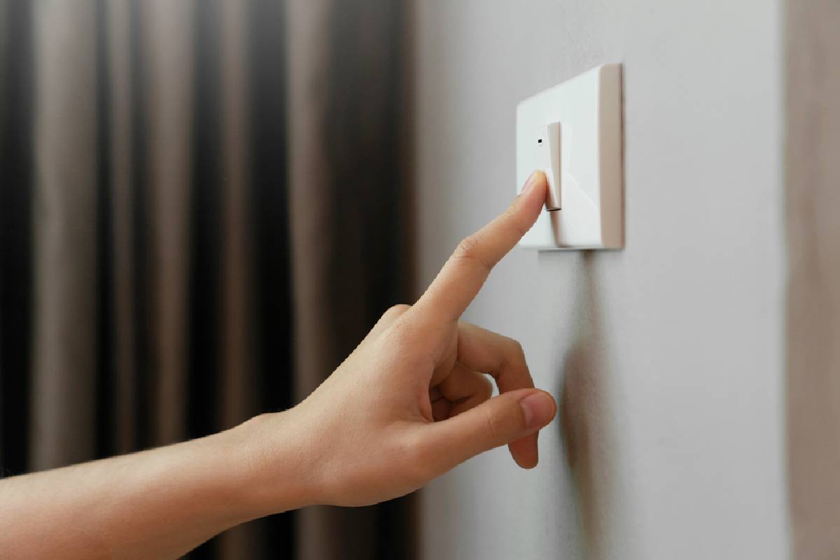 Electrician in Sleaford and Lincolnshire. Electrician in Sleaford and Lincolnshire.